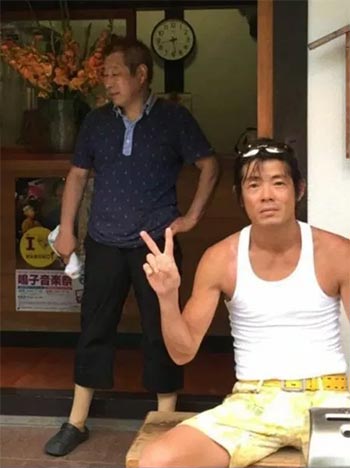 株式会社UP Liftで麺屋いさむを経営している塩谷修宏